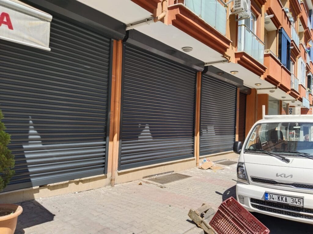 44641147 1d98 48e9 888b 7693bf93a28a